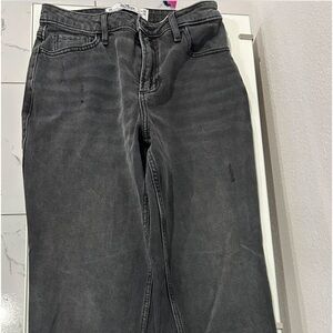 Black acid wash hollister mom jeans, distressed